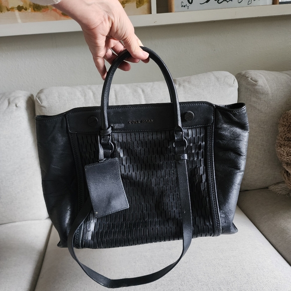 Cole Haan Black Leather STAGEDOOR Bag - Picture 1 of 4